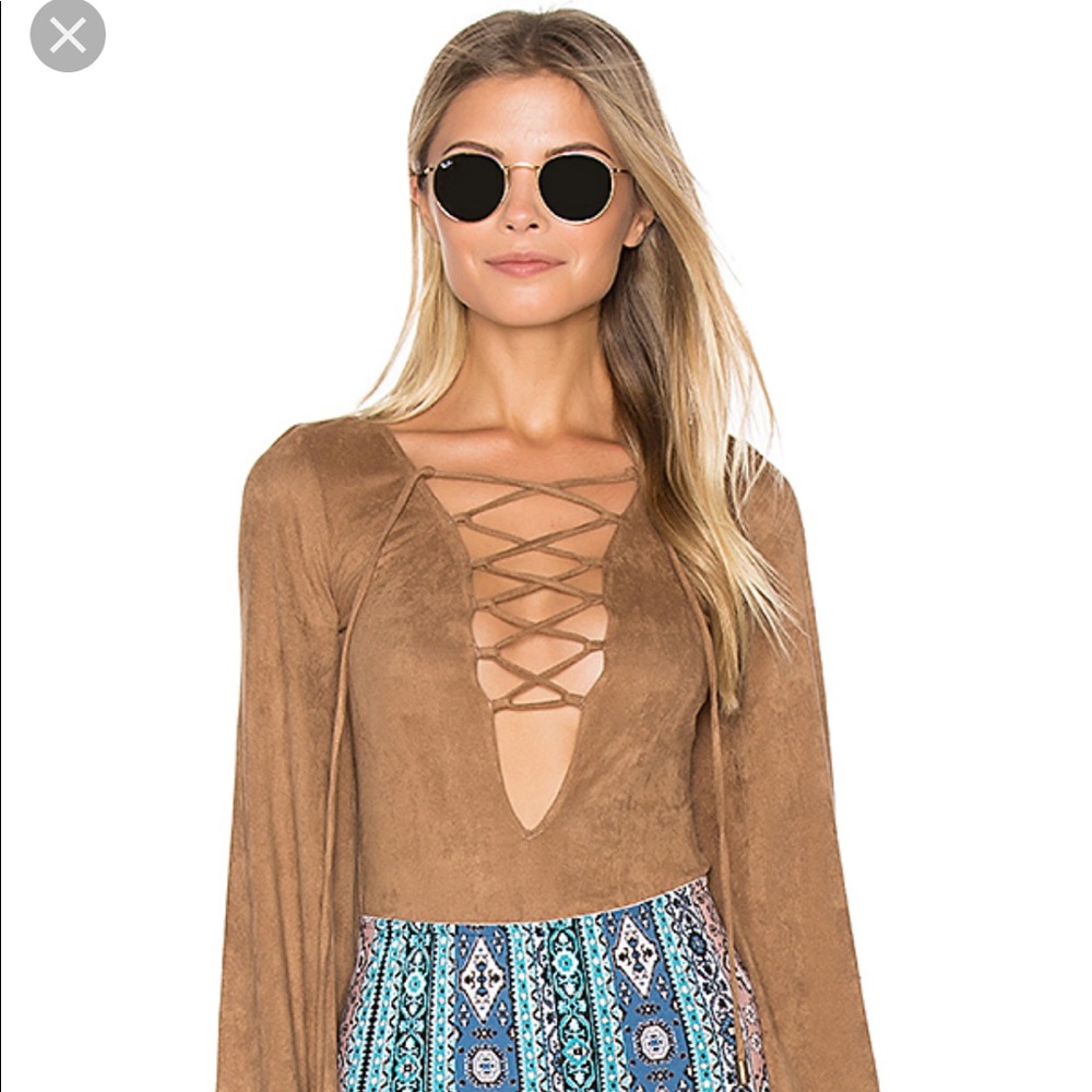 (Show me your MUMU)🍂 lace up bodysuit